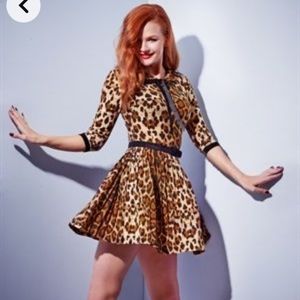 Wheels and Dollbaby Leopard Dress with Collar and pleats sz 8UK or XS